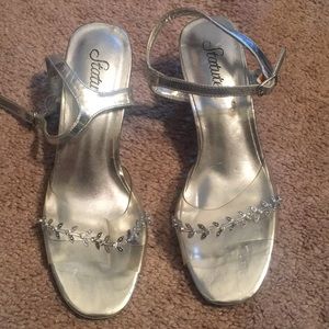 Formal crystal pumps